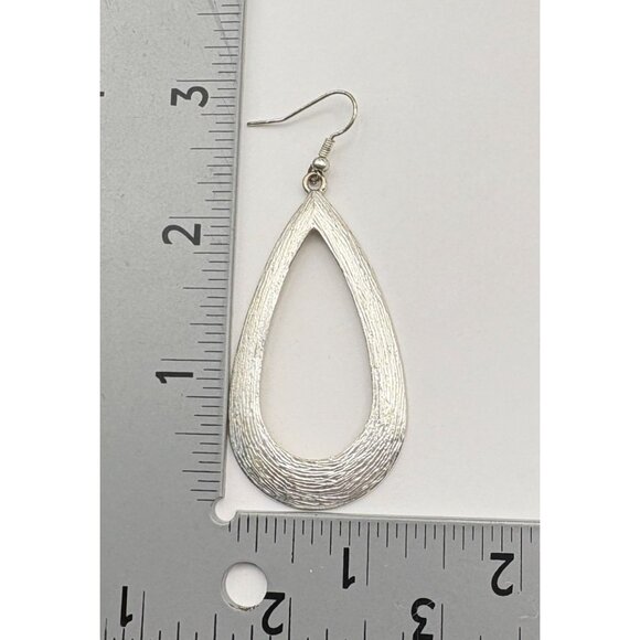 Vintage Silver Tone Open Teardrop Earrings Textured Dangle Retro 80s - Picture 3 of 6